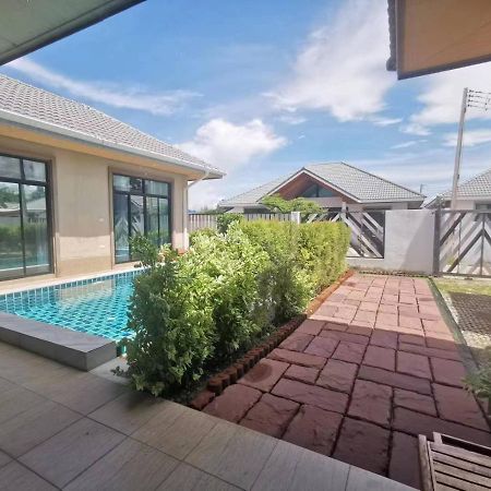 Modern Villa Hua Hin 华欣静家之泳池四合院 エクステリア 写真