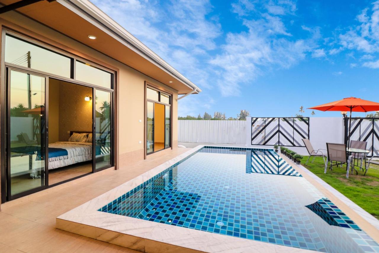 Modern Villa Hua Hin 华欣静家之泳池四合院 エクステリア 写真